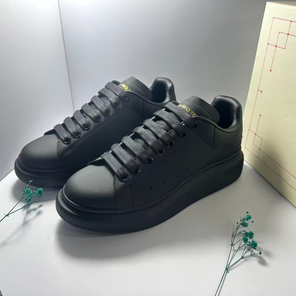 Alexander McQueen Black Men's Sneakers